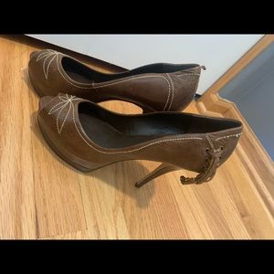 Guess Brown Leather Peep-Toe Heels w/Ties (8)
